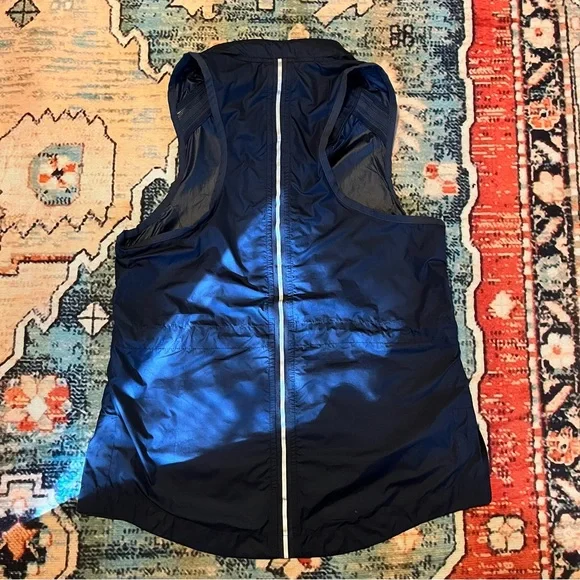 Athleta Hooded Zip Up Vest - Navy - S - Picture 6 of 10